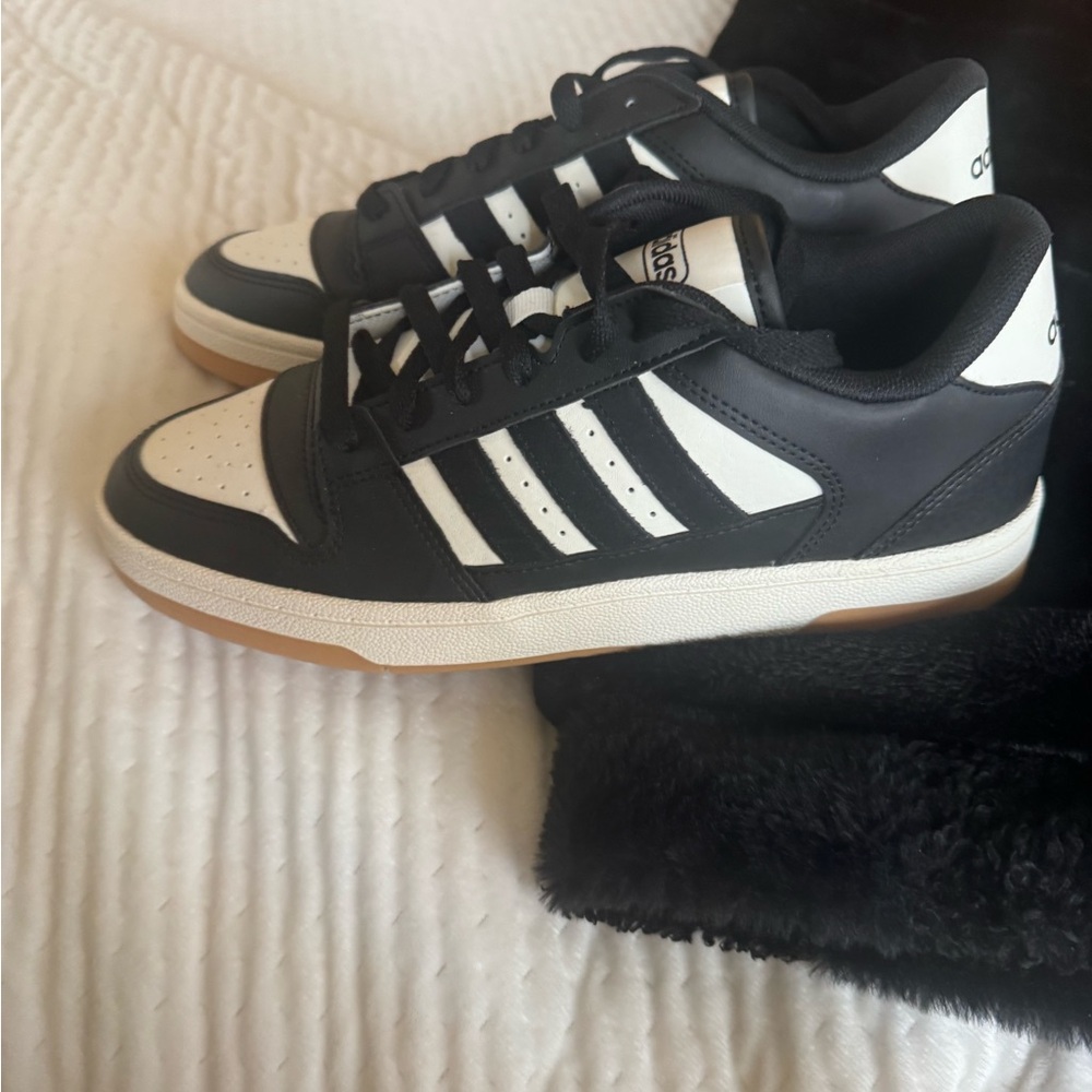 Adidas Black and White Retro Sneakers - Picture 2 of 4